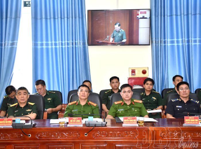 Đại biểu dự hội nghị.