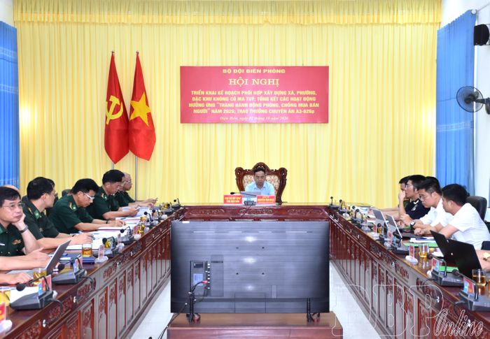 Hội nghị được Bộ Tư lệnh Bộ đội Biên phòng tổ chức trực tiếp kết hợp trực tuyến.