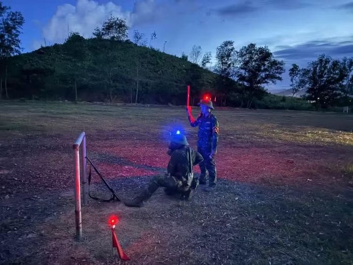 Thời gian Trung đoàn 739 tổ chức bắn đạn thật từ 6 giờ 30 phút đến 21 giờ 30 phút. Ảnh minh họa: H.P