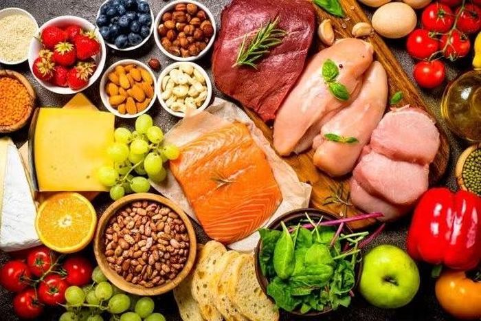  Chế độ ăn cần bảo đảm đủ dinh dưỡng để tăng cường sức khỏe trong thời tiết giao mùa. Ảnh: Internet 