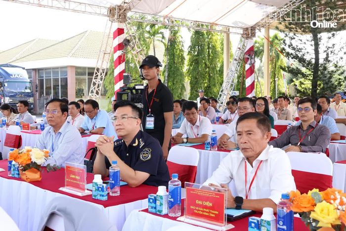 Các đại biểu tham dự cuộc diễn tập.