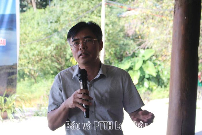  Lãnh đạo Sở Văn hóa, Thể thao và Du lịch tỉnh Lai Châu phát biểu tại hội thảo.