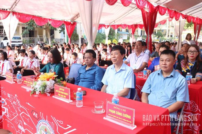 Các đại biểu tham dự cuộc thi