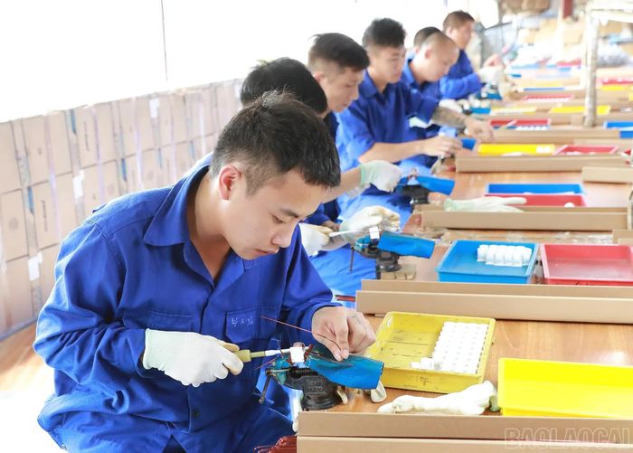 Từ khi lực lượng công an tiếp nhận quản lý, hoạt động điều trị, giáo dục, hướng nghiệp và dạy nghề tiếp tục được duy trì; giờ giấc sinh hoạt, lao động trị liệu được điều chỉnh theo hướng nền nếp, kỷ luật hơn. Cán bộ y tế vừa khám, chữa bệnh vừa tư vấn sức khỏe, động viên học viên yên tâm cai nghiện.
