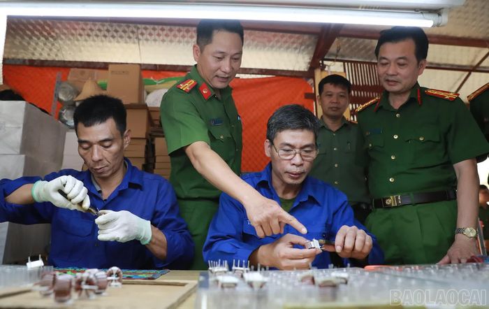 Học nghề giúp học viên tập lại thói quen lao động. Mỗi công việc cần sự tập trung, mỗi sản phẩm phải làm đúng yêu cầu là cơ hội để rèn tính kiên nhẫn và ý thức trách nhiệm.