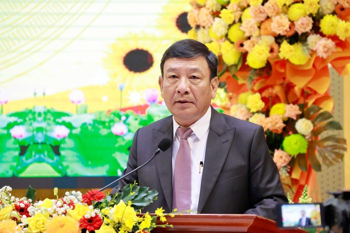 Đồng chí Bùi Thắng, Phó Bí thư Tỉnh ủy phát biểu chỉ đạo tại lễ kỷ niệm