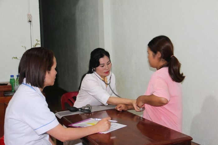Lâm Đồng triển khai chính sách hỗ trợ nhân viên y tế thôn, tổ dân phố, cô đỡ thôn, bản trên địa bàn