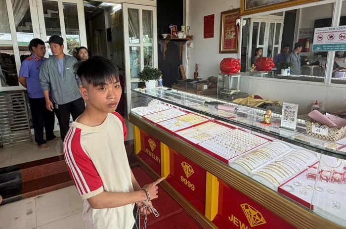 Hiện trường vụ cướp giật vàng