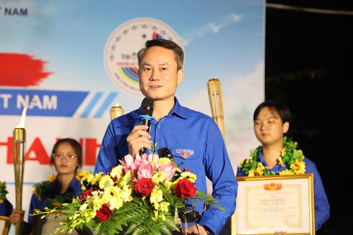 Anh Nguyễn Kim Quy, Bí thư Ban Chấp hành Trung ương Đoàn, Chủ tịch Trung ương Hội LHTN Việt Nam phát biểu tại buổi lễ