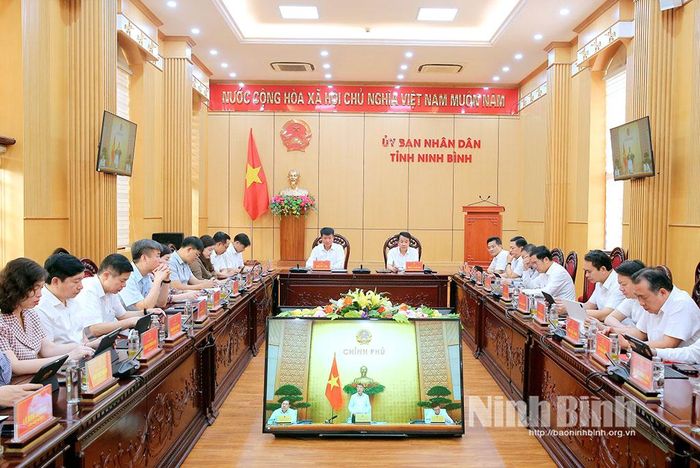Các đại biểu dự hội nghị tại điểm cầu tỉnh Ninh Bình.