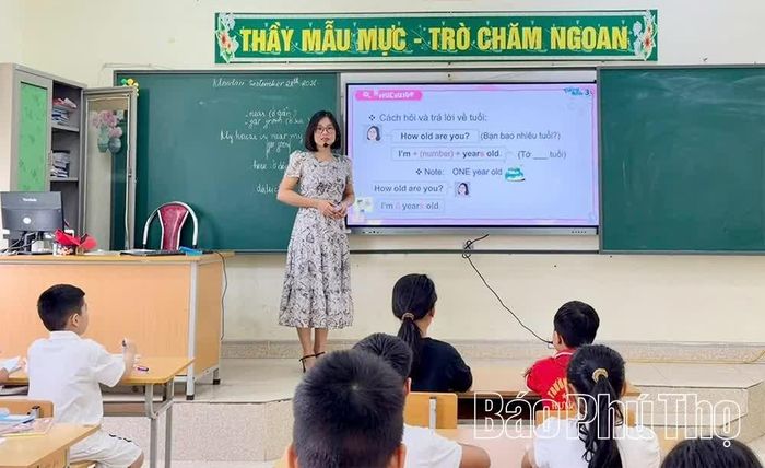 Ứng dụng công nghệ thông tin giúp học sinh Trường Tiểu học Tam Nông tiếp thu kiến thức một cách trực quan, hiệu quả.