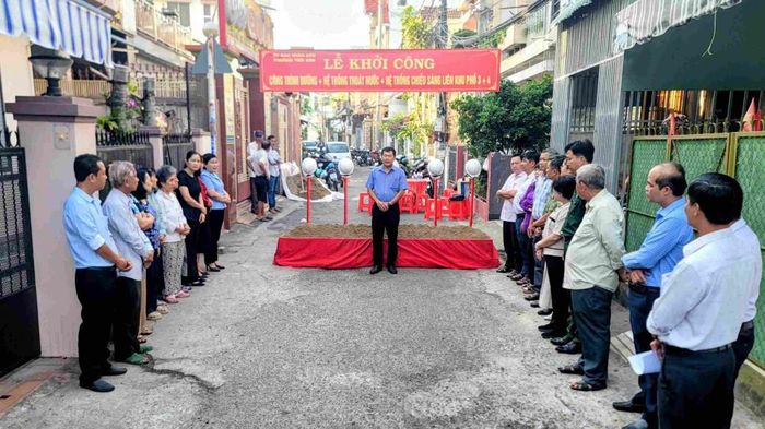 Phường Thới Sơn tập trung huy động các nguồn lực đầu tư xây dựng kết cấu hạ tầng