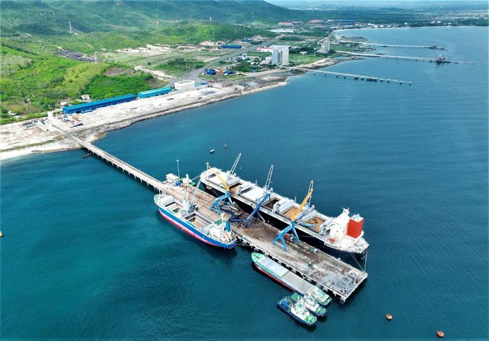 Cảng biển Nam Vân Phong.