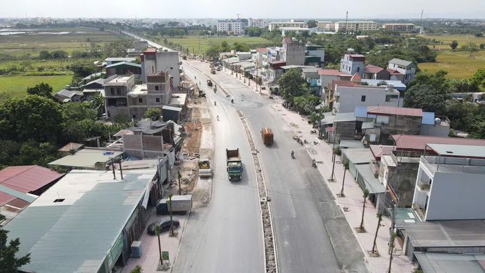 Việc mở rộng quốc lộ 21B được kỳ vọng nâng cao năng lực lưu thông, giảm áp lực trên tuyến hiện hữu, đồng thời cải thiện kết nối giữa các khu dân cư, đô thị và các trục giao thông lớn phía Nam Hà Nội.
