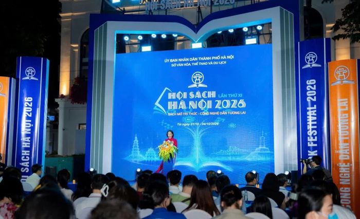 Phó Chủ tịch UBND TP. Hà Nội Vũ Thu Hà phát biểu khai mạc. Ảnh: BTC