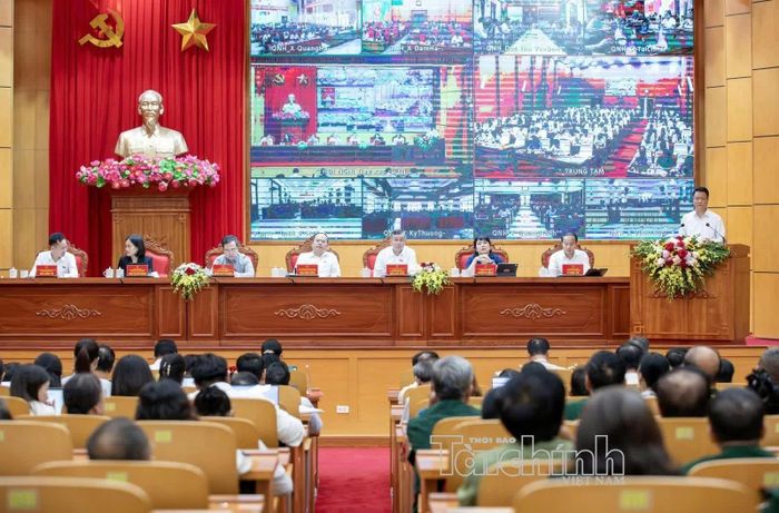 Quang cảnh hội nghị tại điểm cầu Trung tâm Tổ chức hội nghị Thành phố Quảng Ninh (phường Hồng Gai). Ảnh: Đức Thanh