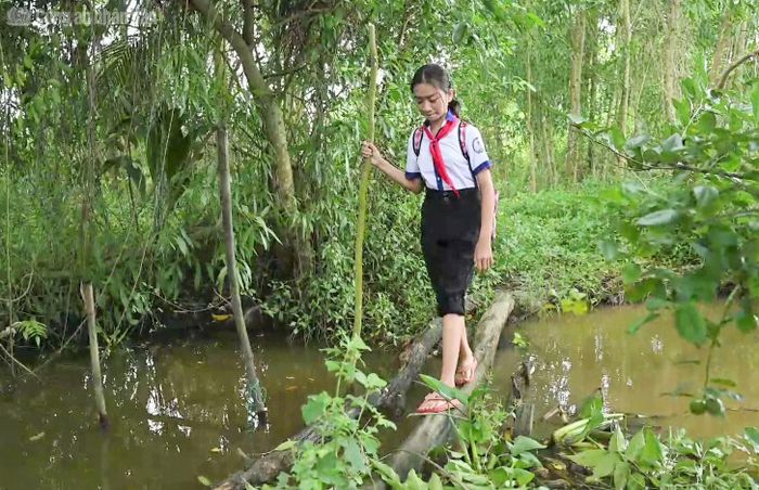 Dù hoàn cảnh khó khăn, Mai cố gắng vượt qua để tương lai không dừng lại.