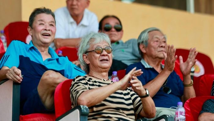 Nhiều cựu danh thủ thủ tới dự sự kiện.