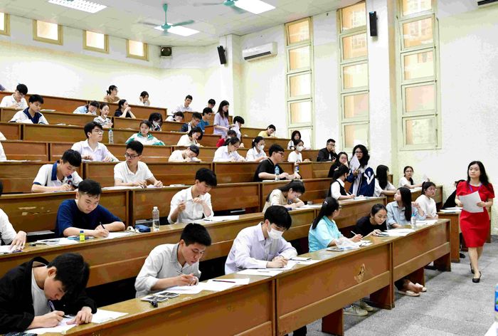Trường Đại học Kiến trúc Hà Nội đặt mục tiêu đến năm 2030 tỷ lệ giảng viên có trình độ tiến sĩ trên 45%; tuyển sinh đại học đạt từ 95% chỉ tiêu trở lên; nâng cao hiệu quả tuyển sinh sau đại học; hoàn thành các nhiệm vụ tự đánh giá, cải tiến chất lượng và kiểm định theo kế hoạch.