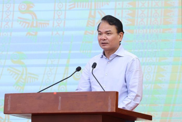Bộ trưởng, Chủ nhiệm Văn phòng Chính phủ Đặng Xuân Phong chủ trì Họp báo. Ảnh: Quang Phúc