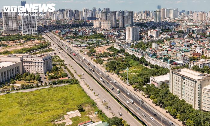 Cùng với đó là nghiên cứu lại biển báo, vạch sơn, tốc độ khai thác và cách tổ chức giao thông trên tuyến.