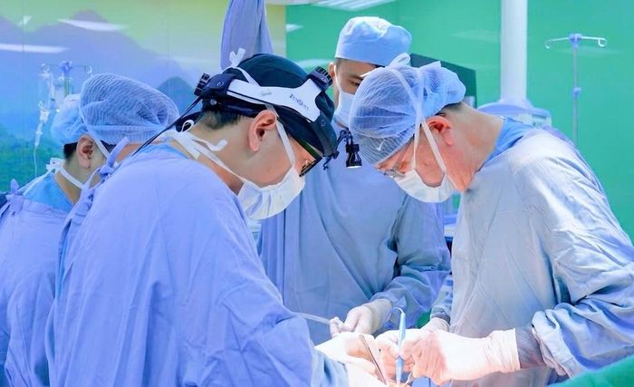 Một ca phẫu thuật ung thư vú bằng kỹ thuật tiên tiến hiện nay. 