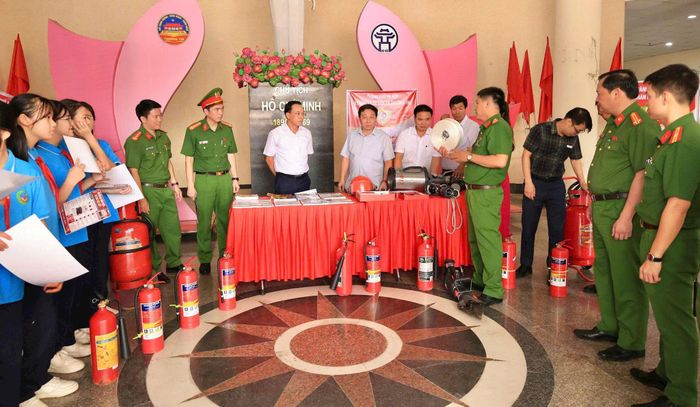 Việc nâng cao nhận thức, kiến thức, kỹ năng và ý thức chủ động phòng cháy cho mỗi cán bộ, đảng viên, người dân và học sinh trên địa bàn xã Thường Tín là rất cấp thiết. Ảnh: PV