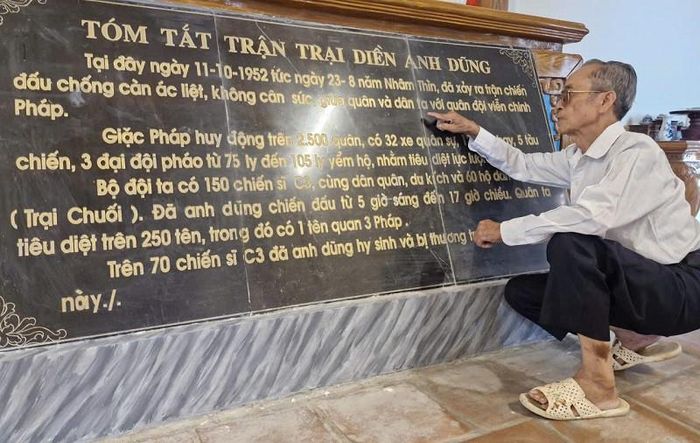Tấm bia tại di tích Cách mạng Trại Diền ghi lại trận chiến anh dũng, kiên cường của quân và dân ta trong kháng chiến chống thực dân Pháp xâm lược. Ảnh: PV