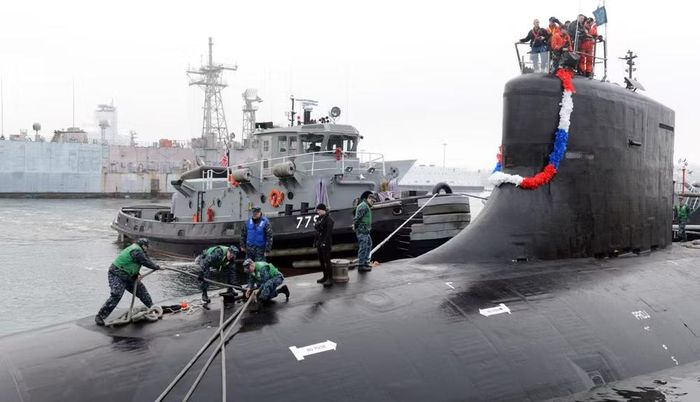 VLS trở thành giải pháp hấp dẫn hơn vì cho phép tàu mang nhiều tên lửa và phóng nhanh chóng.
