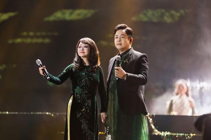 Danh ca Hương Lan và ca sĩ Quang Lê trở về từ nước ngoài tham gia chương trình