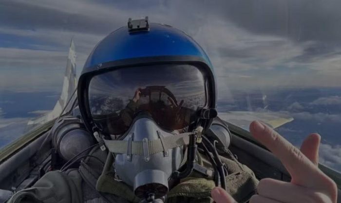 Các nước châu Âu đã cam kết cung cấp khoảng 80 chiếc F-16, trong khi Ukraine cũng tiếp nhận một số tiêm kích Mirage 2000 của Pháp.