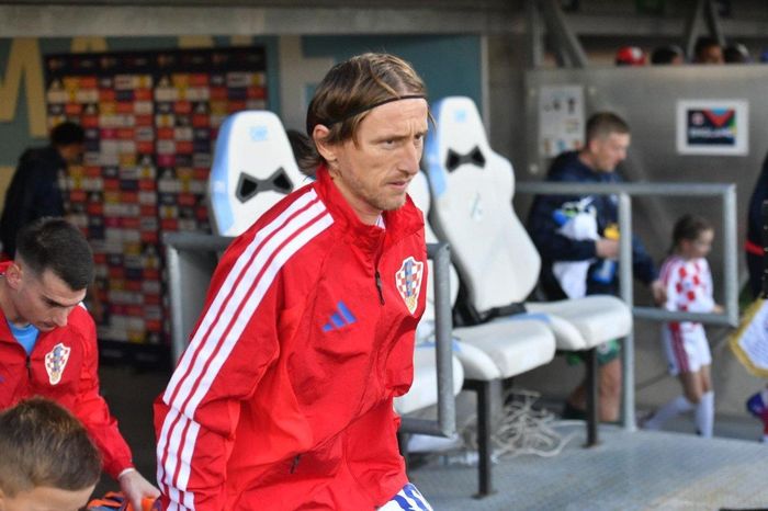 Croatia trải qua trận thua đậm nhất lịch sử, còn Modric kêu gọi toàn đội cùng chịu trách nhiệm thay vì chỉ trích cá nhân.