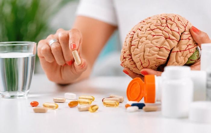 Não bộ thay đổi theo tuổi, có thể ảnh hưởng đến cách cơ thể tiếp nhận và xử lý một số chất bổ sung. Ảnh: Brainzyme.