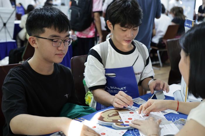  Học sinh Việt Nam có khả năng cạnh tranh rất tốt trên thị trường quốc tế. Ảnh: Tú Linh. 