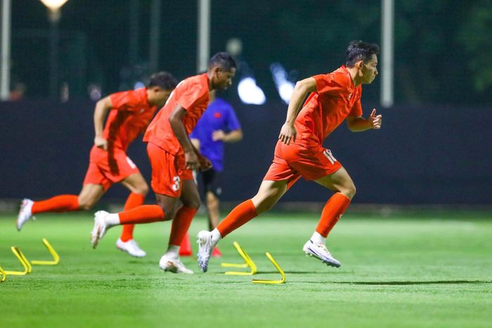 Đội tuyển Việt Nam chỉ còn 17 cầu thủ trước trận tranh hạng ba FIFA ASEAN Cup 2026 với Malaysia. Ảnh: Minh Chiến.