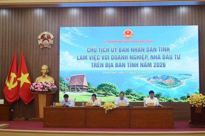 Lãnh đạo UBND tỉnh Quảng Ngãi chủ trì Hội nghị tháo gỡ khó khăn, vướng mắc của doanh nghiệp, nhà đầu tư