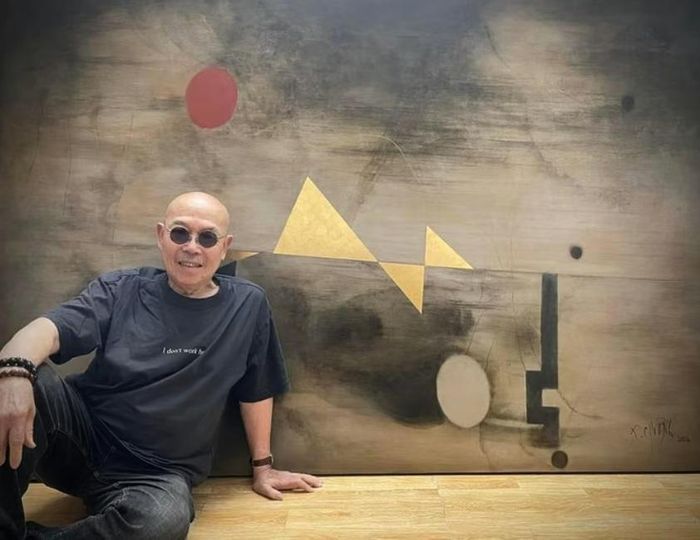 Theo họa sĩ, những bức tranh được hình thành từ ký ức tuổi thơ và quá trình gắn bó của ông với Hà Nội cũng như cây cầu Long Biên. Ảnh: Họa sĩ cung cấp