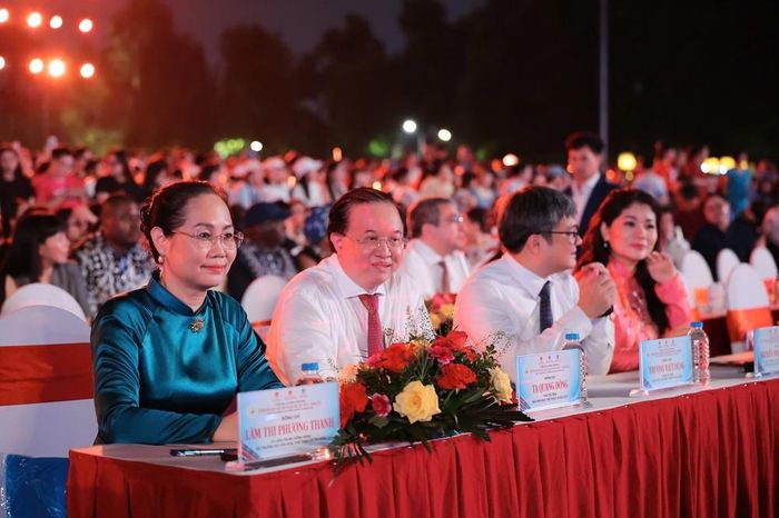 Các đại biểu dự Lễ bế mạc Lễ hội Văn hóa Thế giới tại Hà Nội
