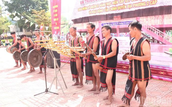 Lấy người dân làm chủ thể và trung tâm của mọi hoạt động văn hóa. (Ảnh: HIỂN CỪ)