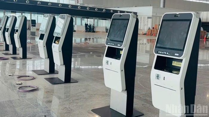 Khu vực lắp đặt quầy làm thủ tục (check-in) nhà ga hành khách sân bay Long Thành.