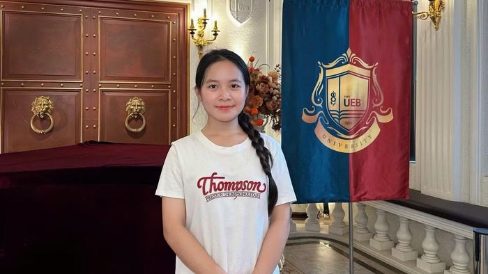 Diệu Linh lựa chọn cách học linh hoạt, chủ động tự nghiên cứu bài và điều chỉnh nhịp học theo trạng thái của bản thân.