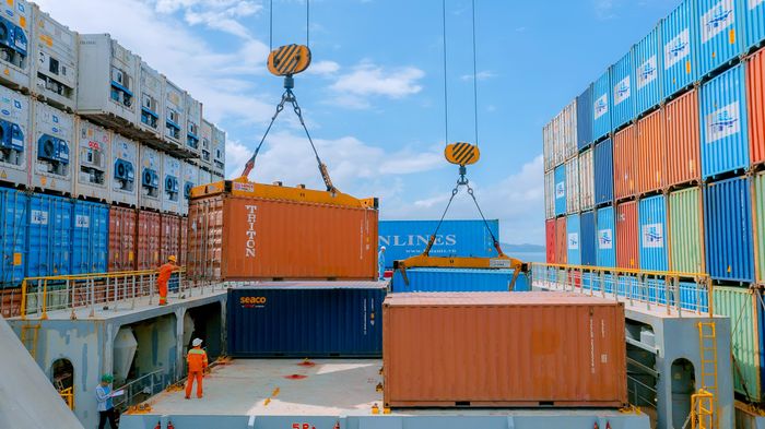 Giải pháp nào khắc phục tình trạng có cảng nhưng thiếu hàng hiện nay?