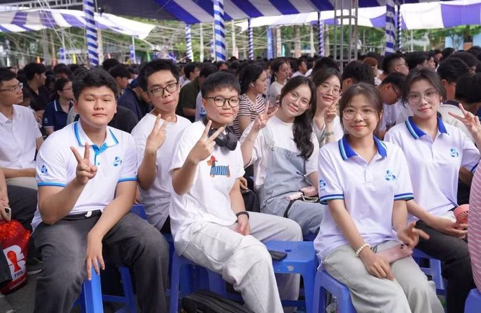Tân sinh viên Trường Đại học Bách khoa (Đại học Quốc gia TPHCM) tại lễ khai giảng năm học 2026 - 2027.