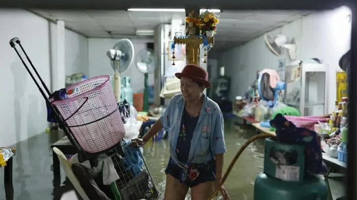 Cửa hàng của tiểu thương bị ngập lụt ở quận Bang Bua, Bangkok, Thái Lan, tháng 9/2026. (Nguồn: Getty Images)
