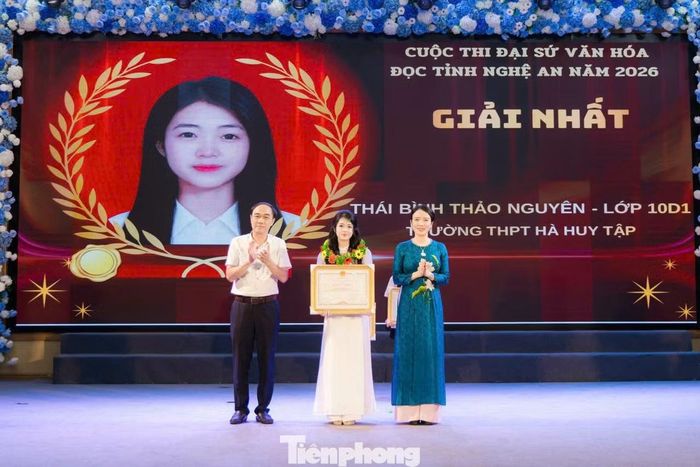 Thái Bình Thảo Nguyên giành giải Nhất cuộc thi Đại sứ Văn hóa đọc tỉnh Nghệ An năm 2026.