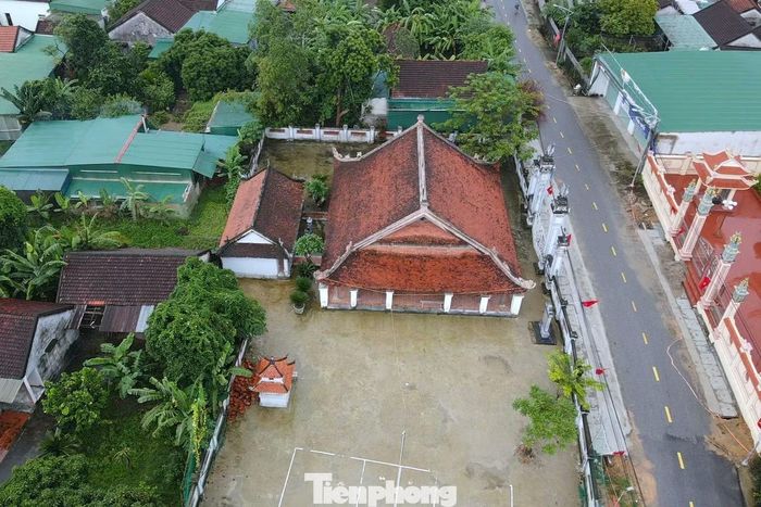 Ông Nguyễn Xuân Hiệp - Phó Trưởng phòng Văn hóa xã Đô Lương - cho biết việc đình Lương Sơn được công nhận là Di tích quốc gia đặc biệt là niềm tự hào của địa phương, đồng thời mở thêm cơ hội để bảo tồn, phát huy giá trị di tích. “Quan trọng hơn, đình tiếp tục là địa chỉ đỏ giáo dục truyền thống, giúp thế hệ trẻ hiểu hơn về lịch sử quê hương, về phong trào cách mạng và sự hy sinh của những người đi trước”, ông Hiệp chia sẻ.