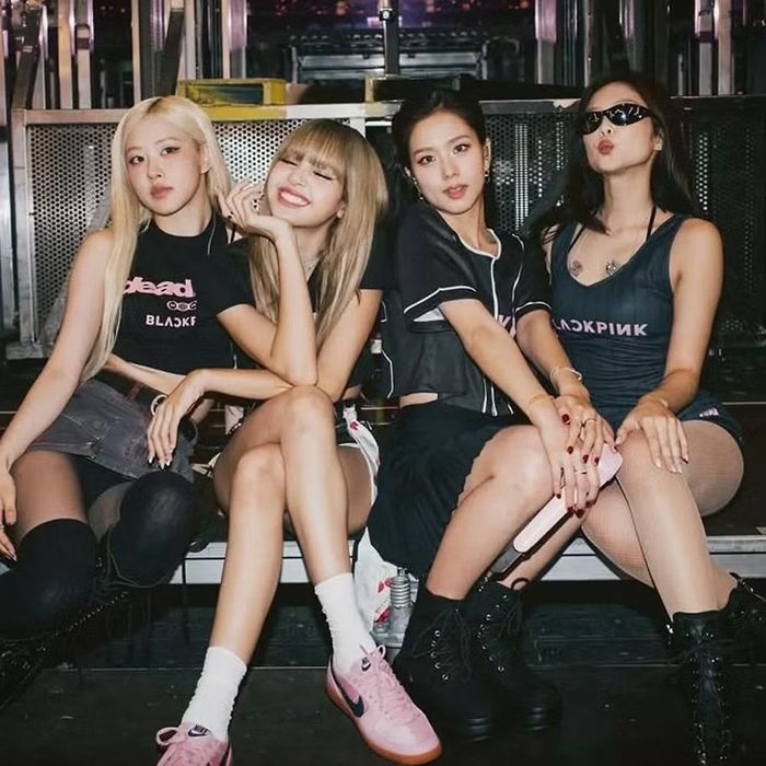  BlackPink không có tác phẩm đủ điều kiện tranh hạng mục mới. Ảnh: Lalasia. 