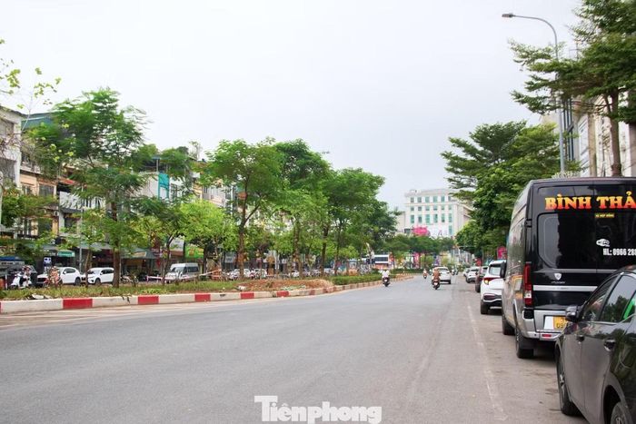 Phần lòng đường được mở rộng thêm sẽ thi công đồng bộ với kết cấu mặt đường hiện trạng và khớp nối kỹ thuật với phương án tổ chức giao thông chung trên toàn tuyến.