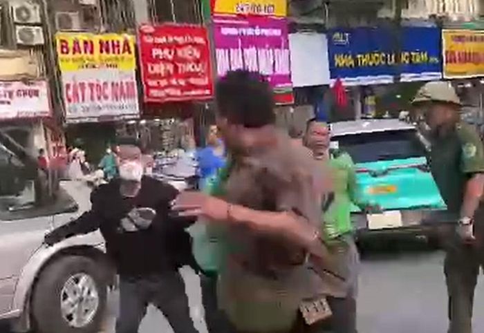 Hình ảnh về vụ việc. Ảnh: Cắt từ clip