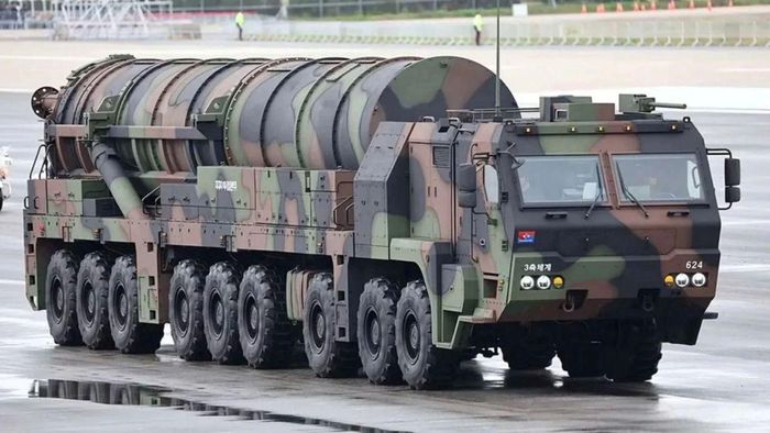 Tên lửa Hyunmoo-V. Ảnh: Defence Express/war-book.ru